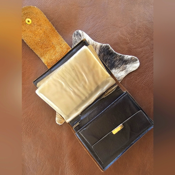 Vintage RARE Sturdy Rumpp Leather Snap Wallet Pockets & Card/Photo Hinged Pages - Picture 4 of 14